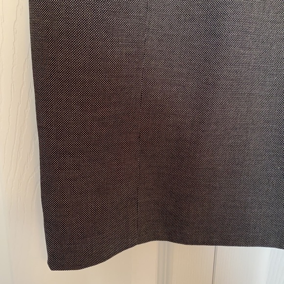 RW & Co Grey Skirt Suit - Picture 6 of 7